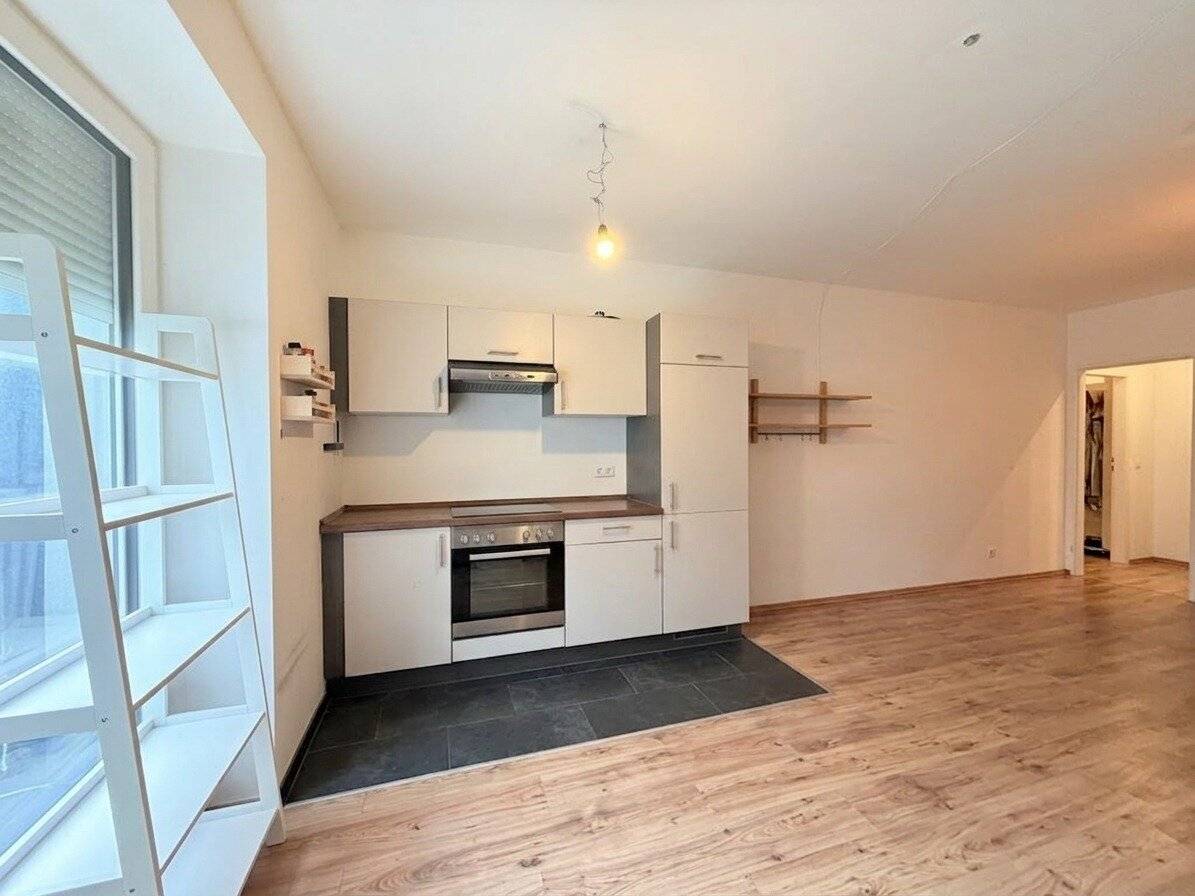 Quiet 2-room apartment with terrace in Hetzendorf