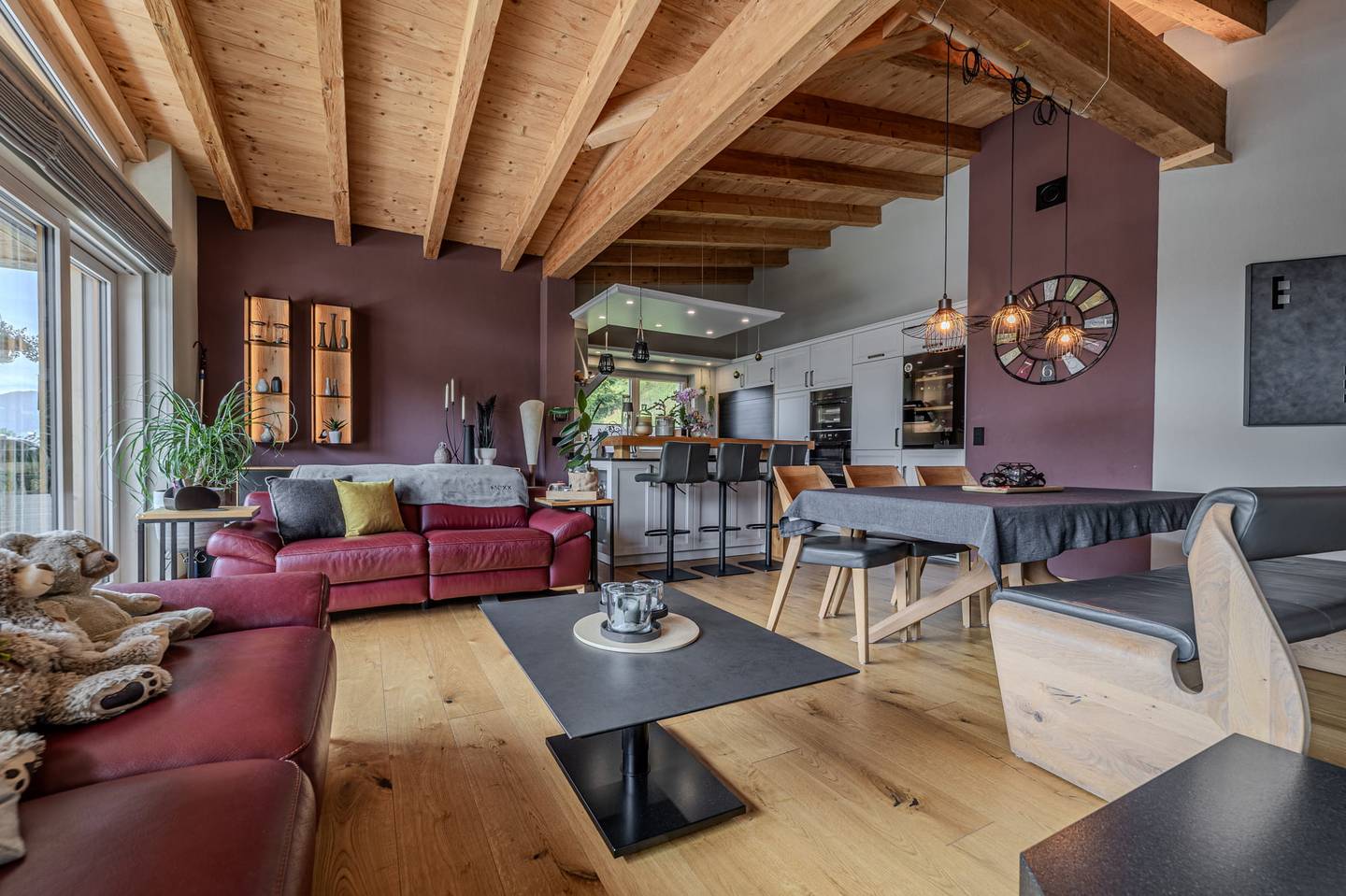 Dachgeschosswohnung am Fuße des Wilden Kaisers mit Aufzug und Garage