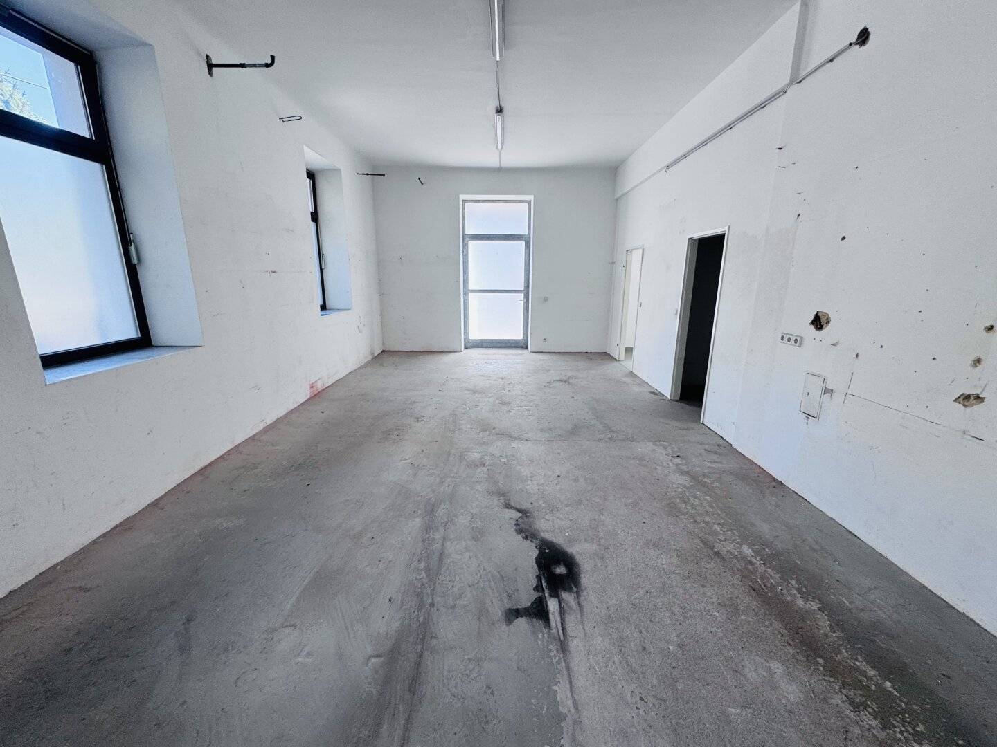 Gepflegte Gewerbefläche 208m² mit Terrasse 1100 Wien