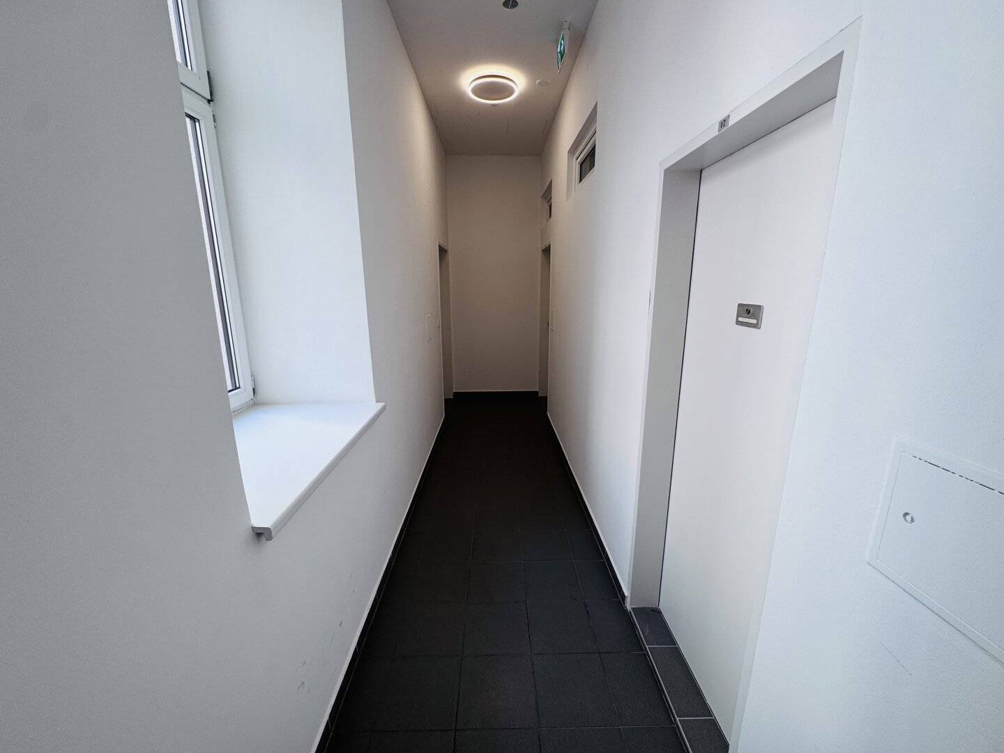 Gepflegte Gewerbefläche 208m² mit Terrasse 1100 Wien