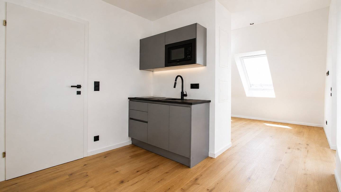 Entzückende Dachgeschosswohnung für Anleger oder Eigennutzer