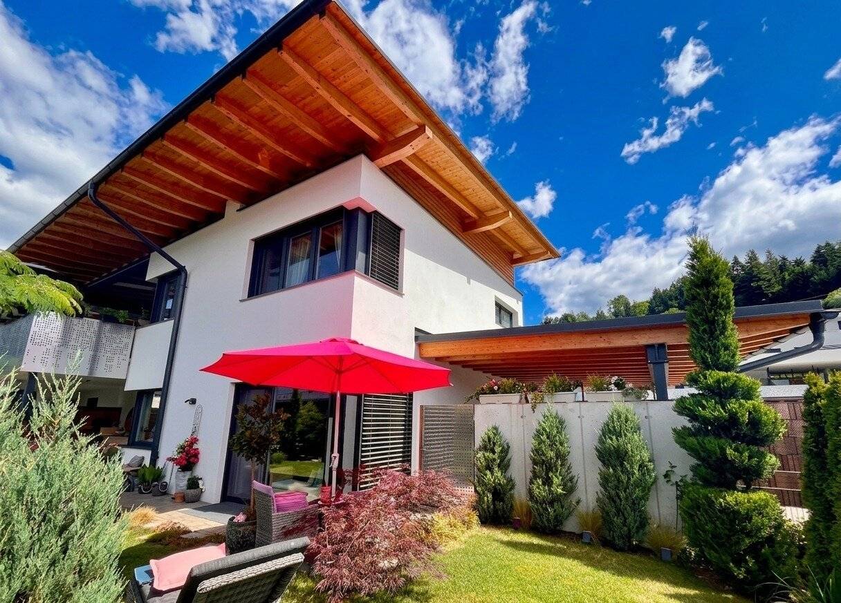 Ein Zuhause für höchste Ansprüche - Architektur, Privatsphäre und Wohnqualität in ruhiger Lage/Seeboden am Millstätter See