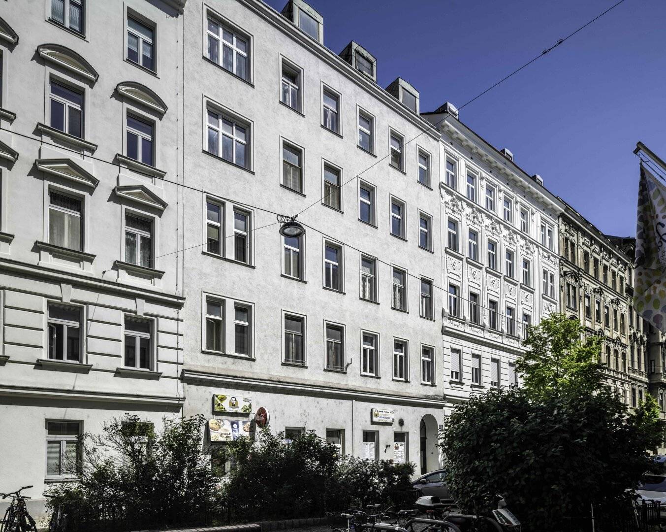 Rental building directly at the Augarten