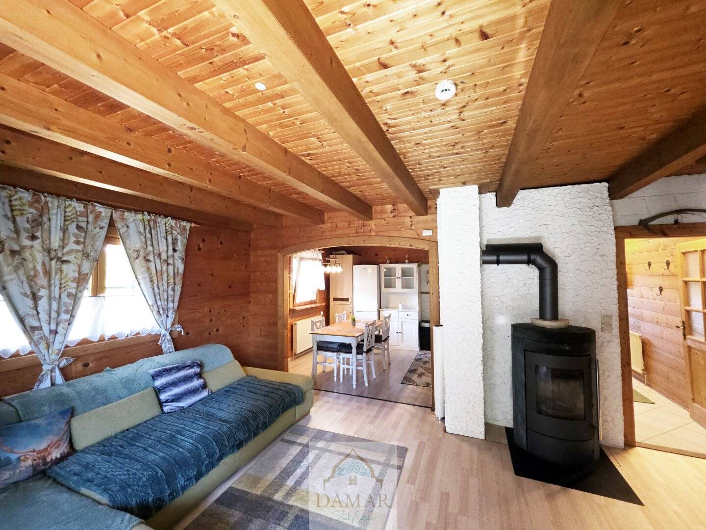 Wooden house with garden and lake access – Live where others vacation