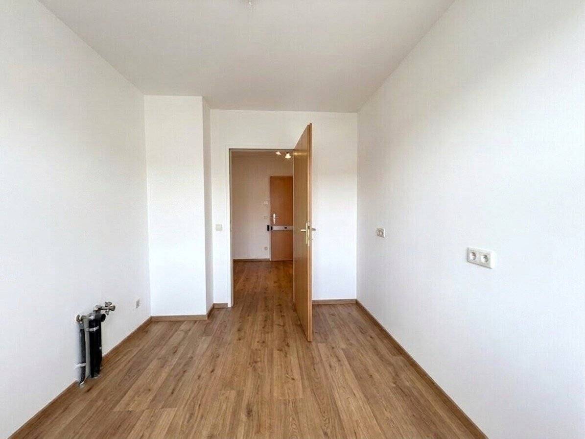 RENOVIERUNGSBEDÜRFTE Wohnung - sofort verfügbar | Nähe U6