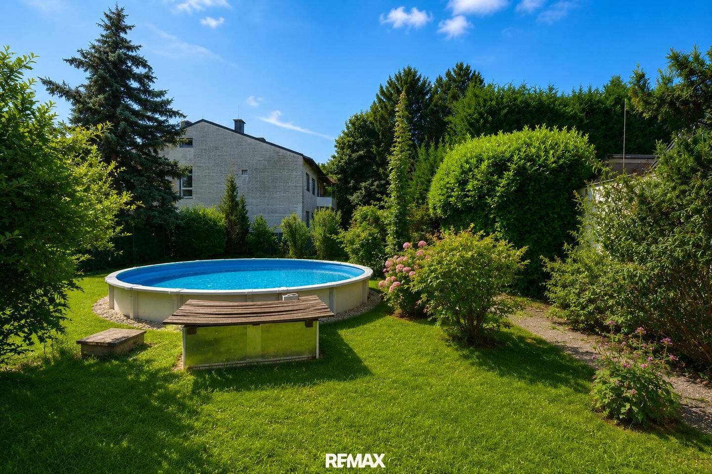 Plot with approved villa project including pool, lift &amp; roof terraces in Hietzing | DAVE