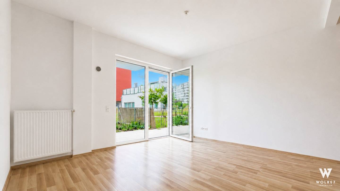 GARTENTRAUM: 2-Zimmer-Gartenwohnung mit ca. 43 m² Freifläche I barrierefrei I Baujahr 2019 I Westausrichtung