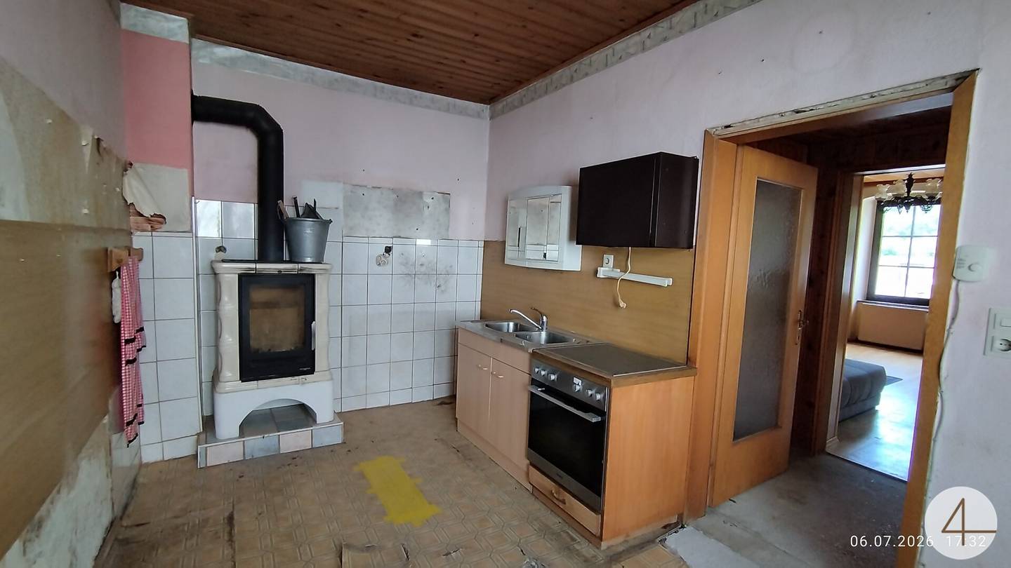 Großes Baugrundstück mit Altbestand