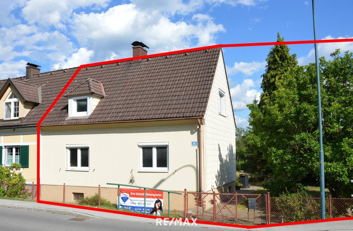 Sonniger Garten und Balkon Familienwohnung in ruhiger Siedlungslage