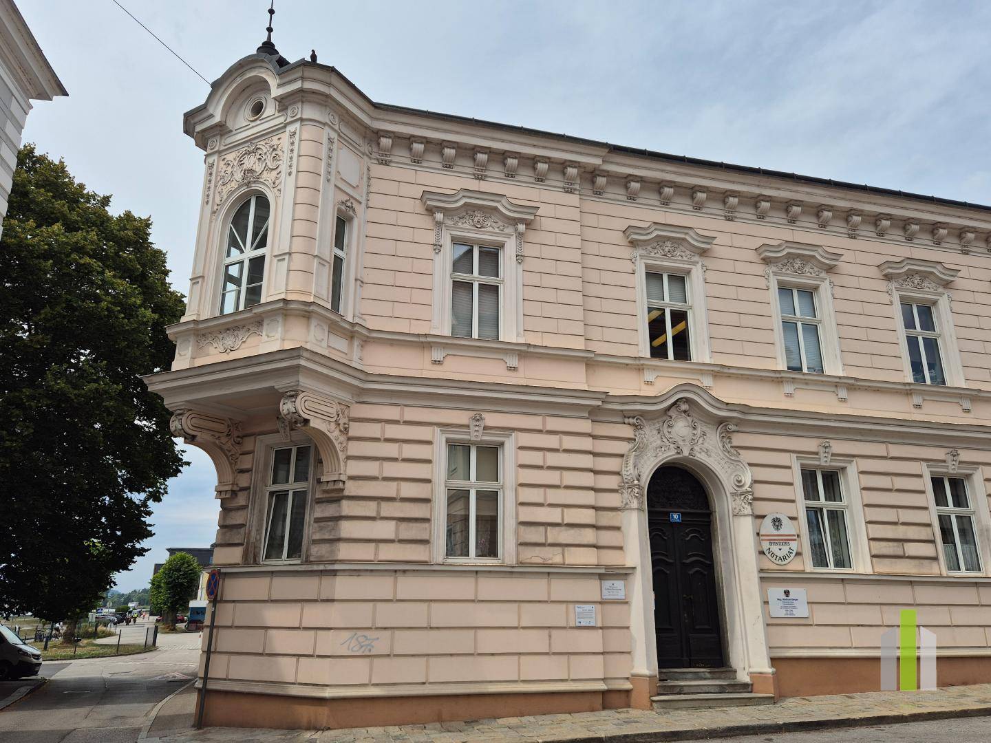 Historische Anlegerwohnung im Ortskern mit Entwicklungspotenzial