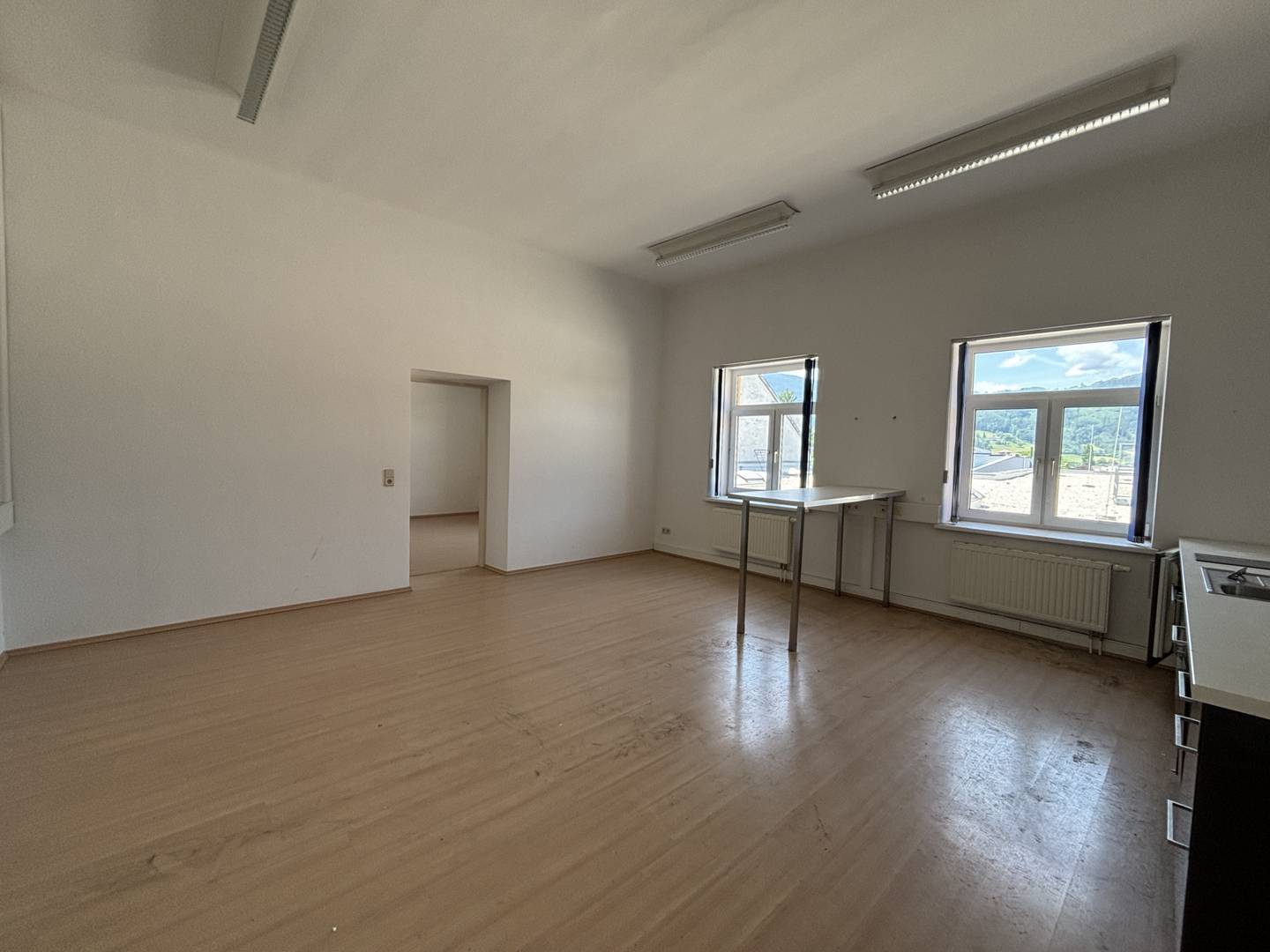 Bright divisible apartment in the center near Vitalquartier