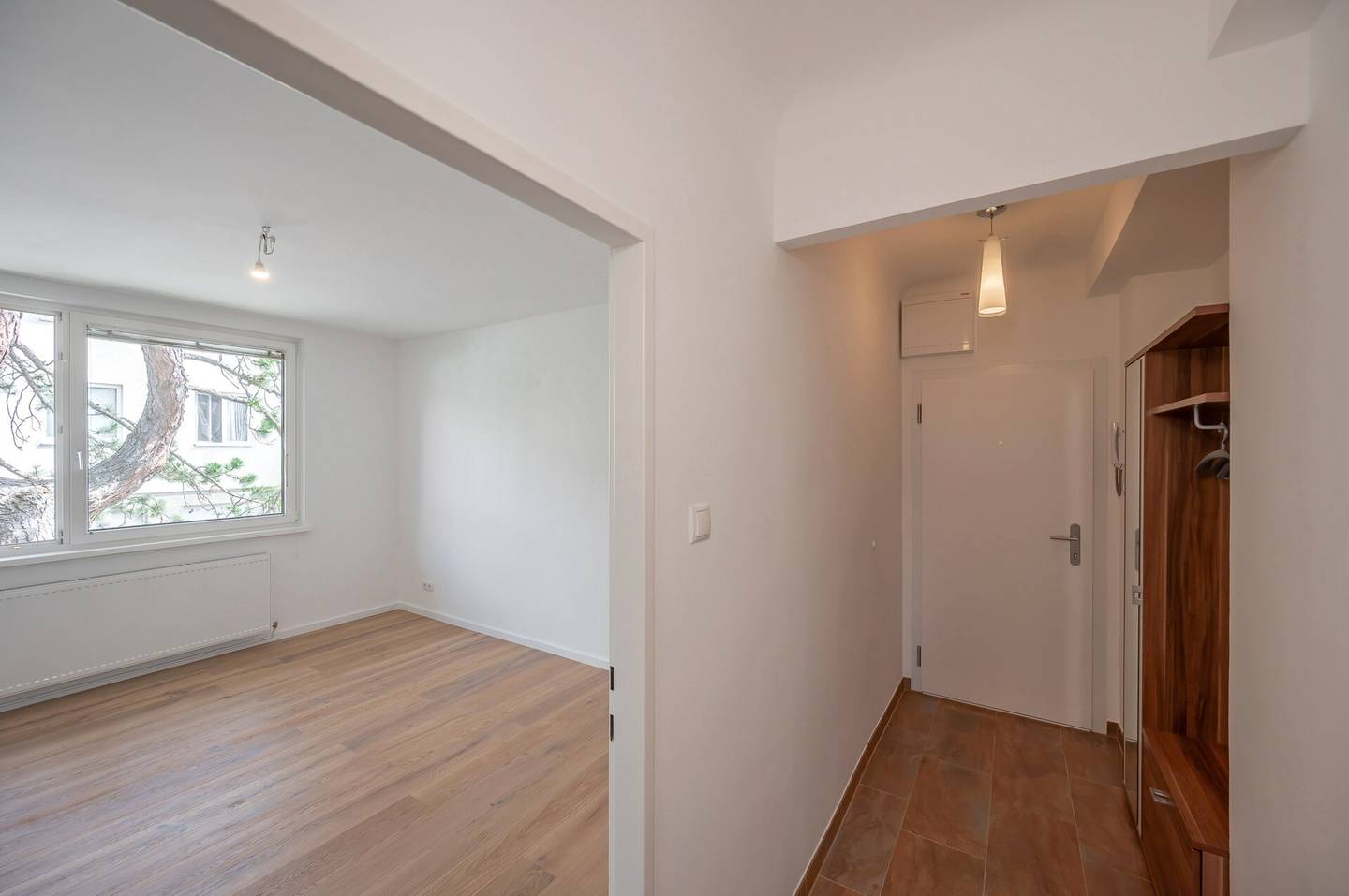 Renovated apartment with green view in quiet location