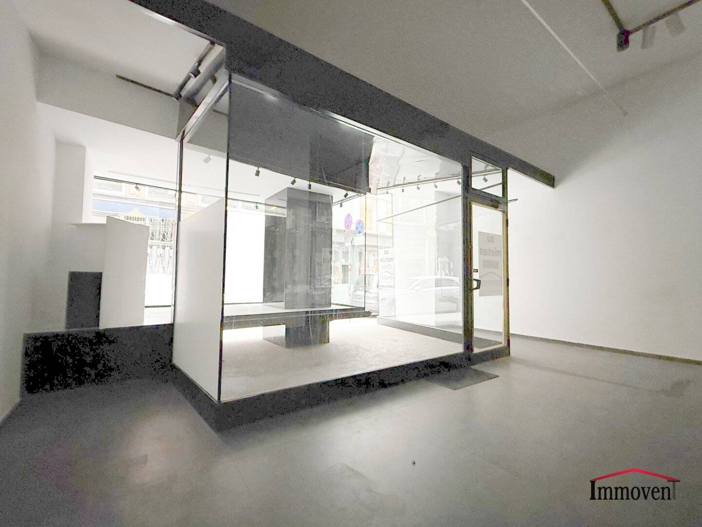 Unique city location - Retail space in Spiegelgasse!