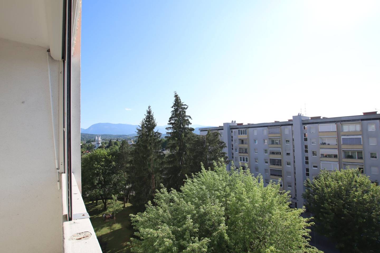 3-room apartment in Waidmannsdorf on Maximilianstraße