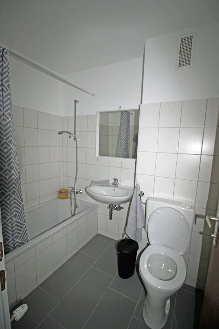 Garconniere Revierstraße mit Balkon
