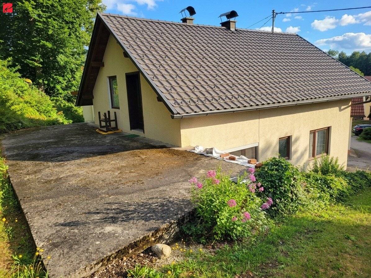 Renovierungsbedürftig mit viel Potenzial – Nähe Sonnegger See