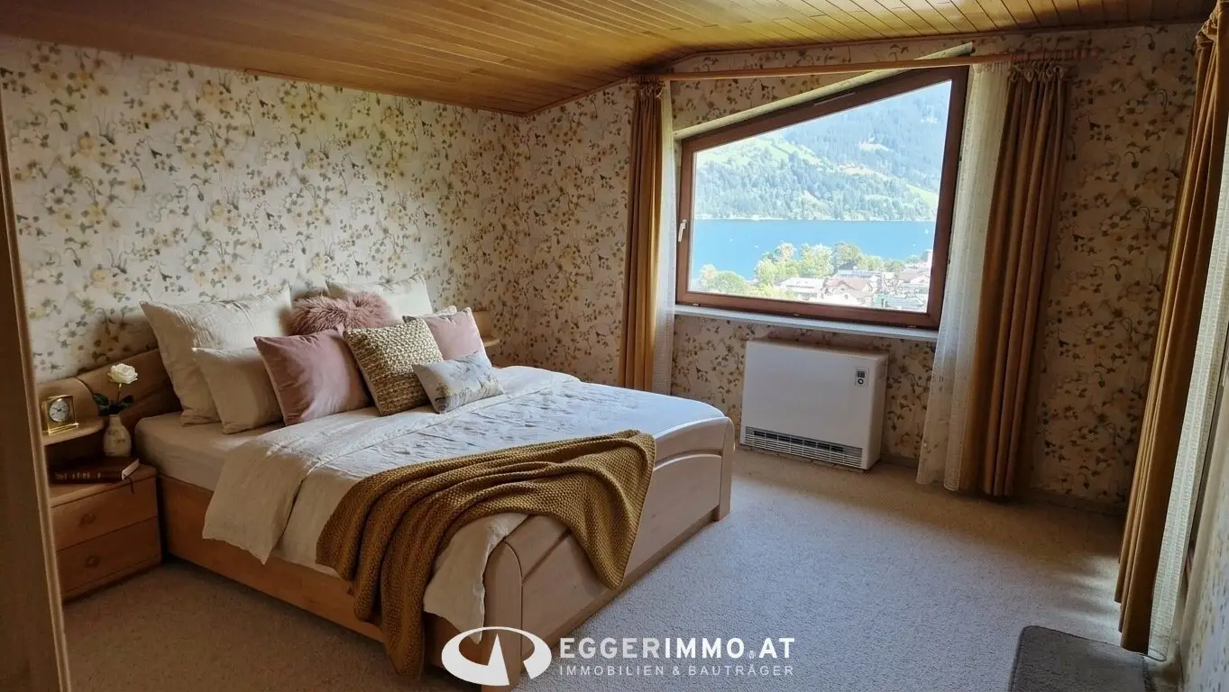 Zell am See: Residential jewel directly above the town centre - Large, well maintained house with unobstructed lake view for sale