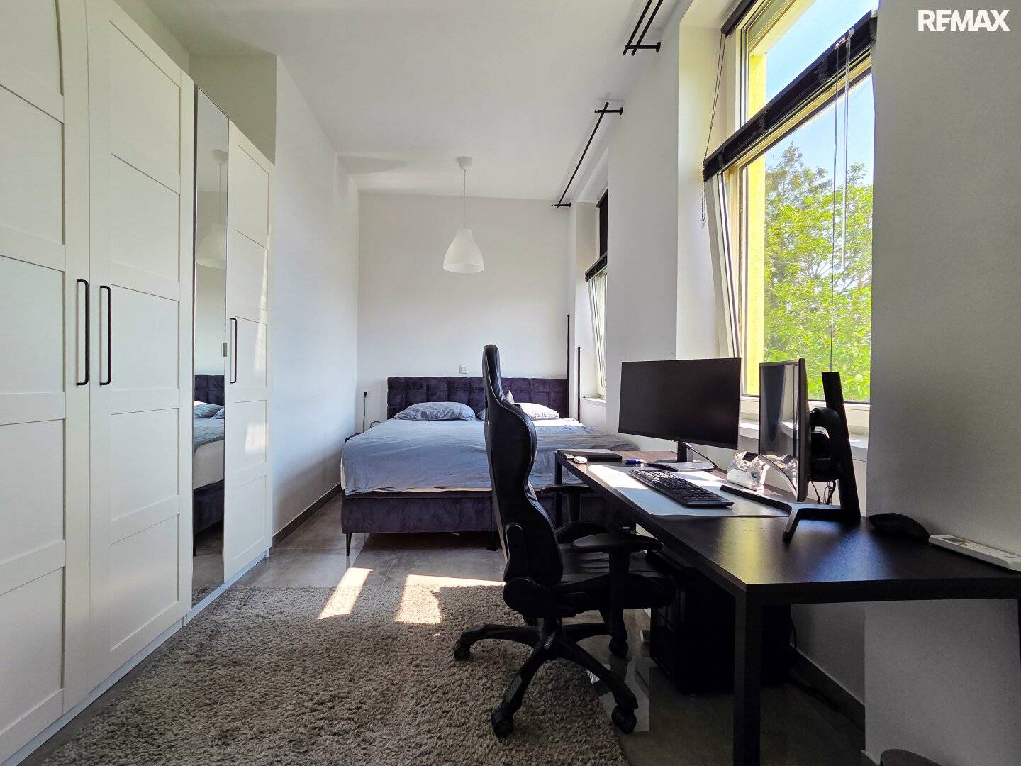 Modern saniert – stilvolle 2-Zimmer-Wohnung mit Gemeinschaftsgarten!
