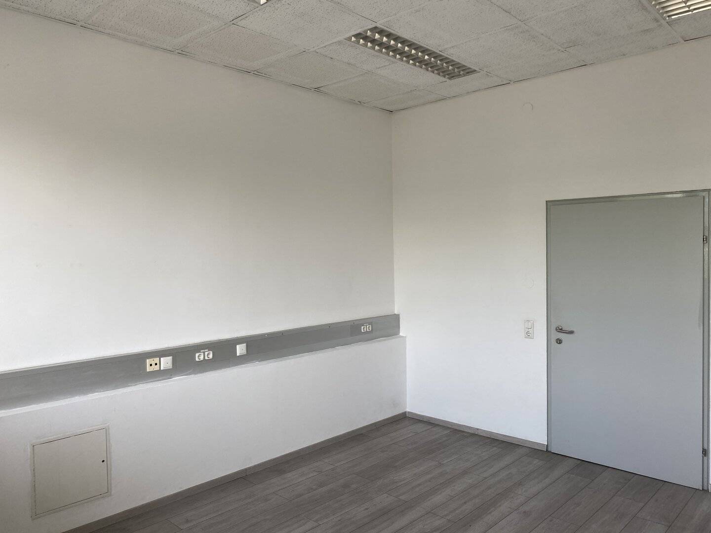 Top Office/Practice in Linz: 17.20 m², ideal for startups!