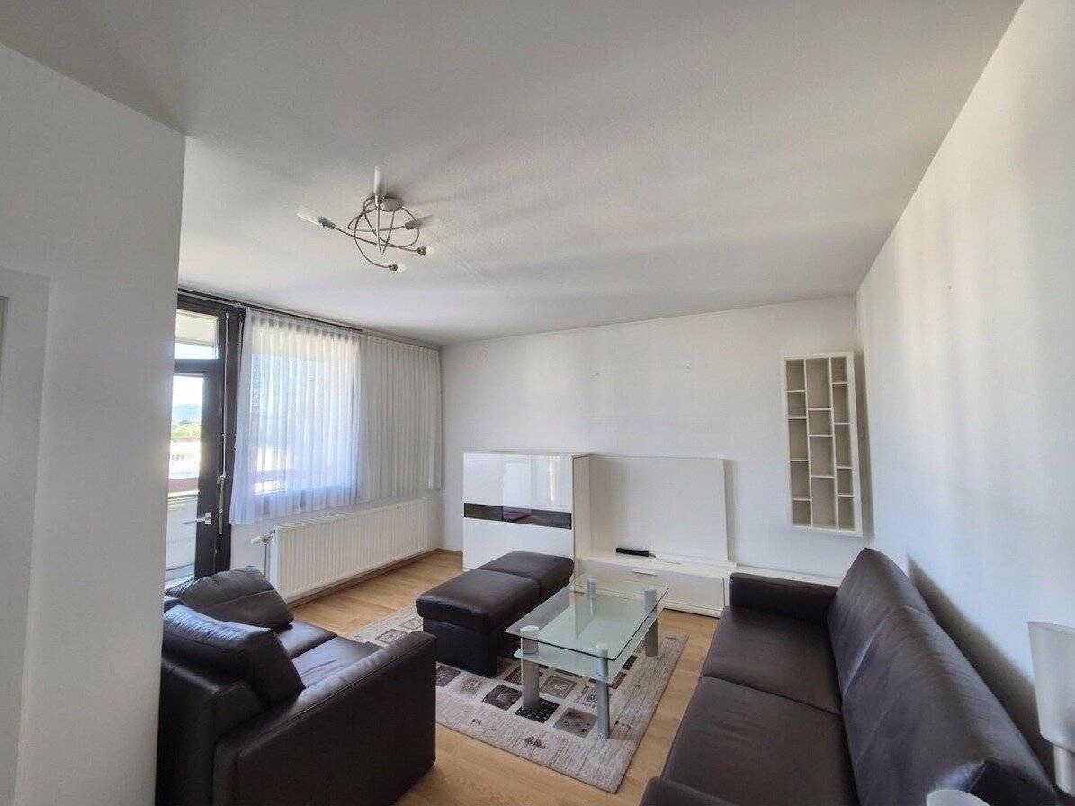 **Traumhafter Ausblick** 3,5-Zimmer-Wohnung in Graz-St.Peter mit Loggia!