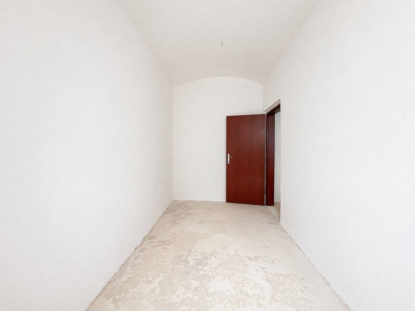 Inner-city storage or hobby room in a well-kept house
