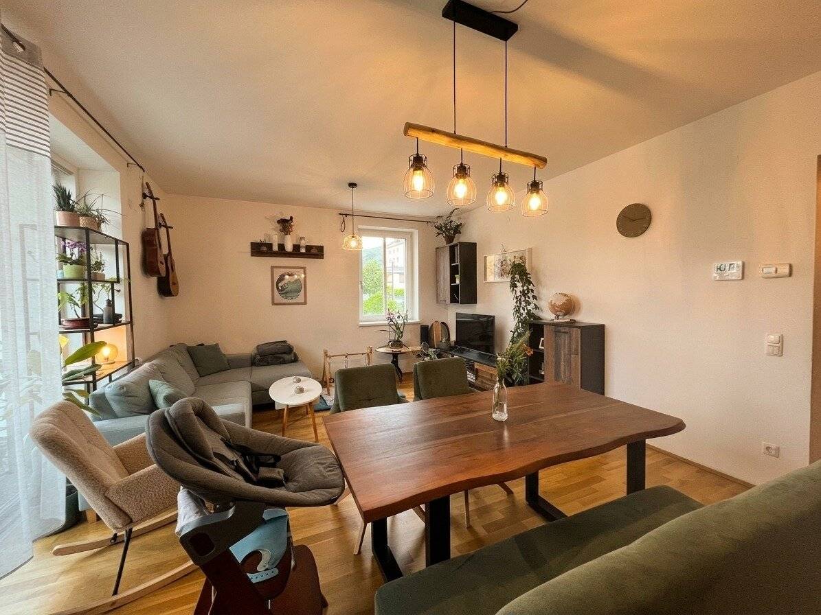 3-Zimmer Wohnung im Zentrum von Steyregg mit großem Balkon und Kfz-Stellplatz
