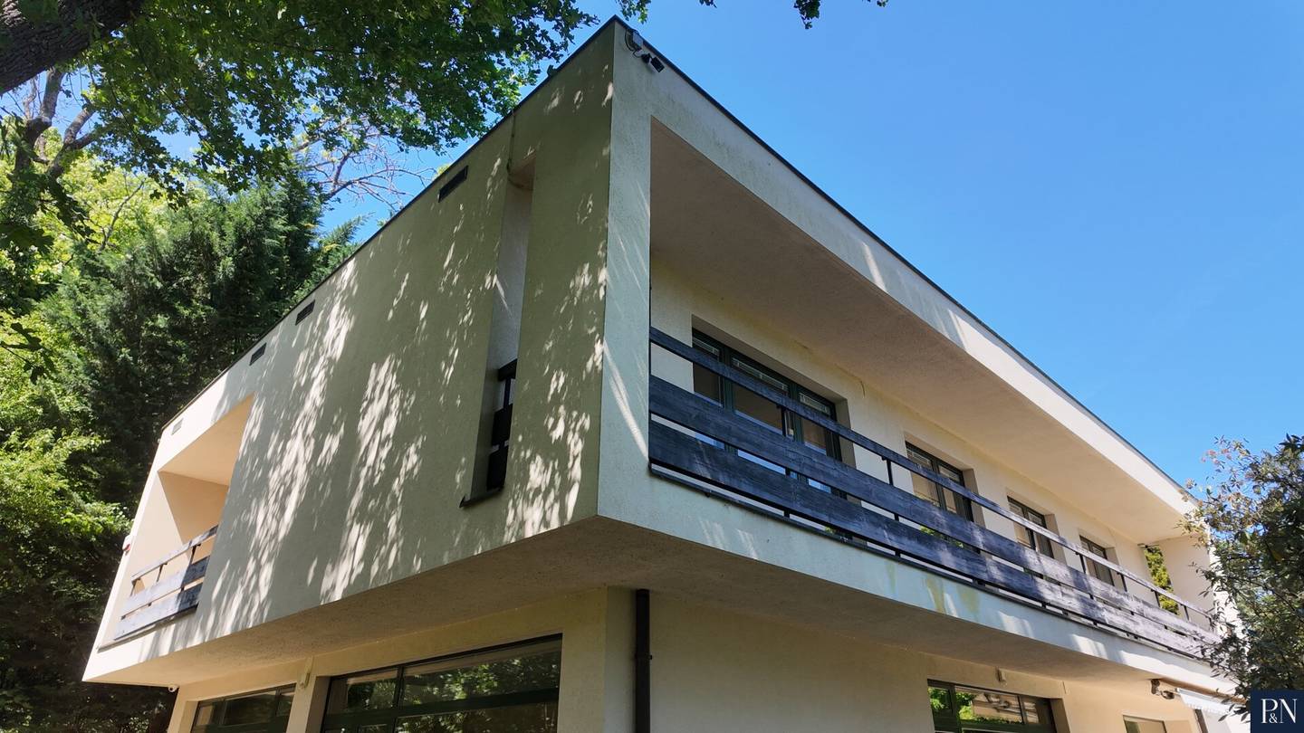 Villa in Mödling prime location with pool