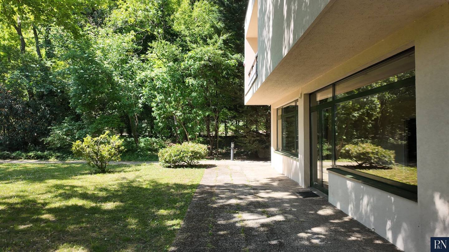 Villa in Mödling prime location with pool