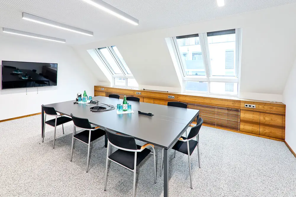 Modern Wohnung near U4 U6 with reception