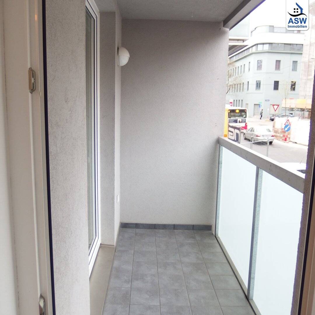 Exclusive 2-room new build apartment with loggia near subway (U3)