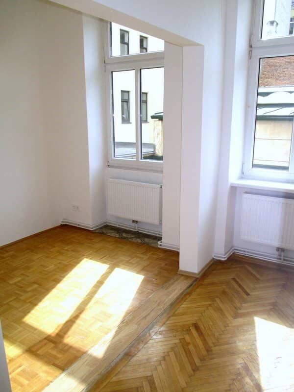 4-person flatshare, sunny and bright, new kitchen, dishwasher and washing machine included