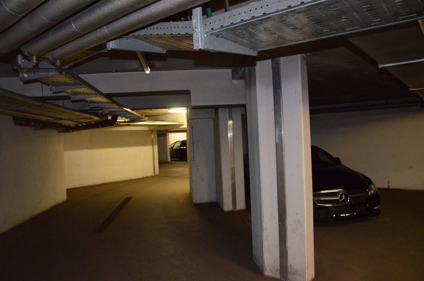 Altmannsdorfer Straße 40 | Garage spaces