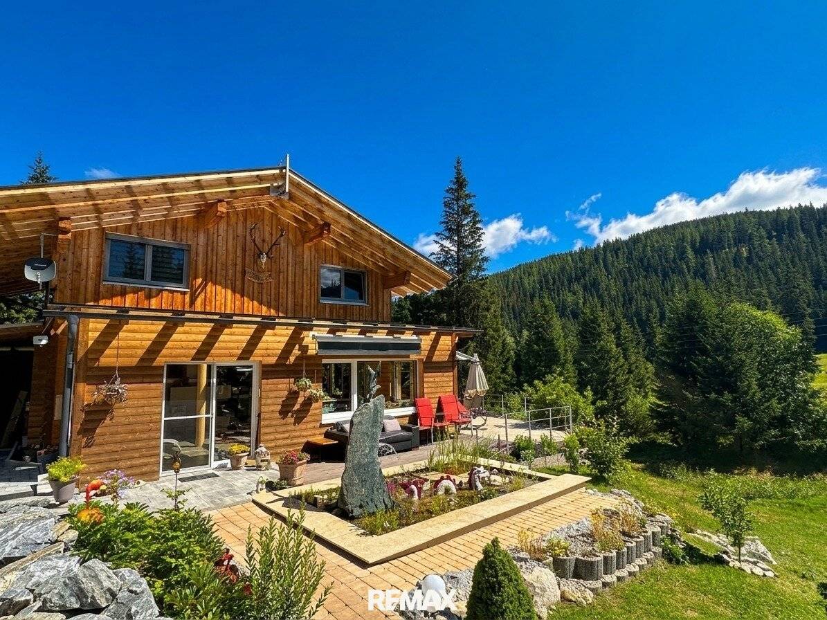 Exclusive Design Log House in Quiet Location on the Flattnitz – Luxury Nature and Panoramic Views at the Highest Level