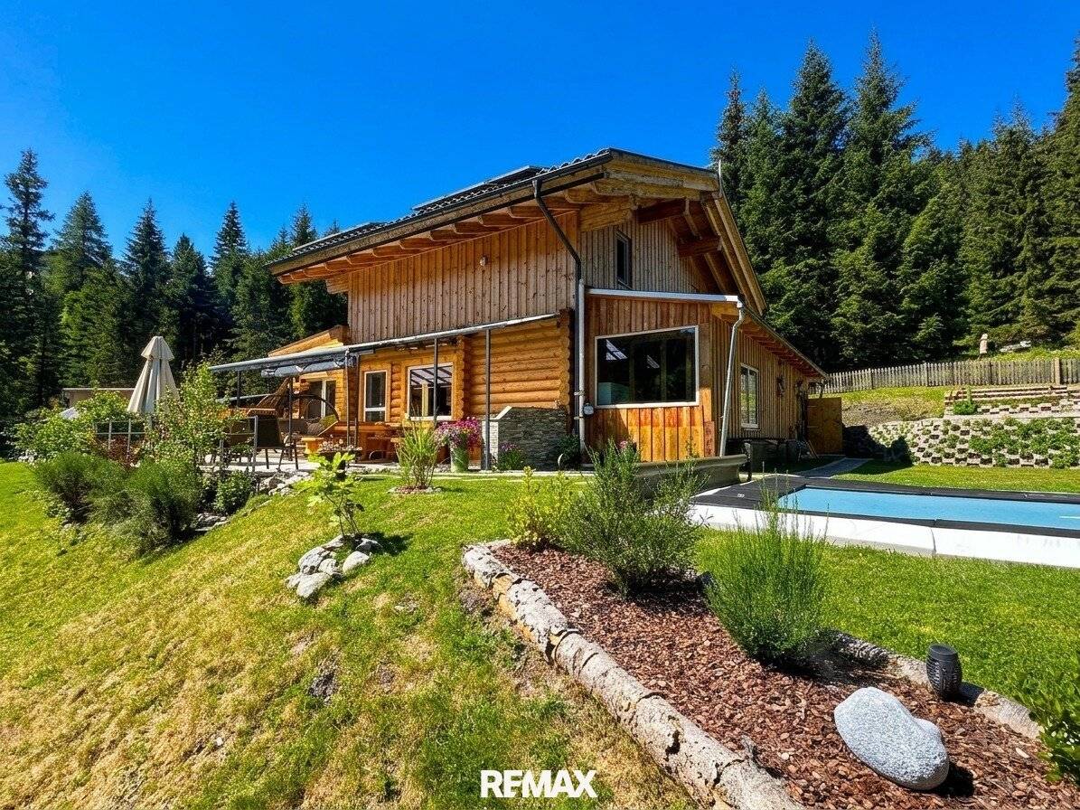Exklusives Design-Blockhaus in Ruhelage auf der Flattnitz – Luxus, Natur und Weitblick auf höchstem Niveau