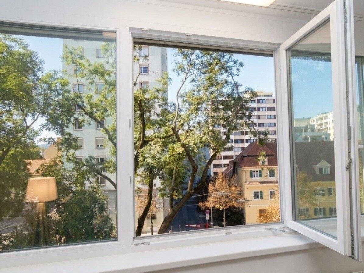 LENDPLATZ sunny, renovated 3-room, underground parking