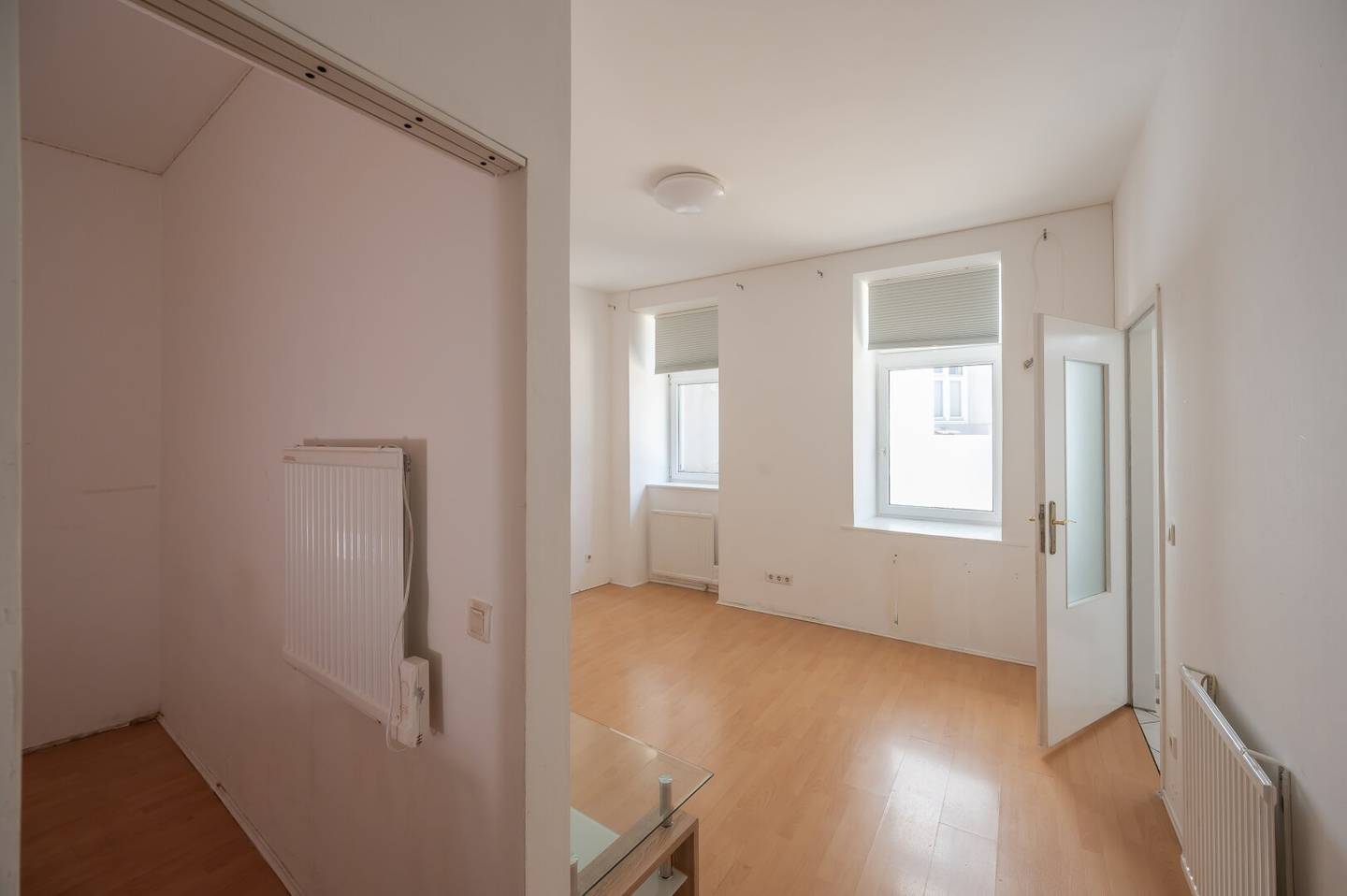 NEW Perfect starter apartment or investment with renovation potential!