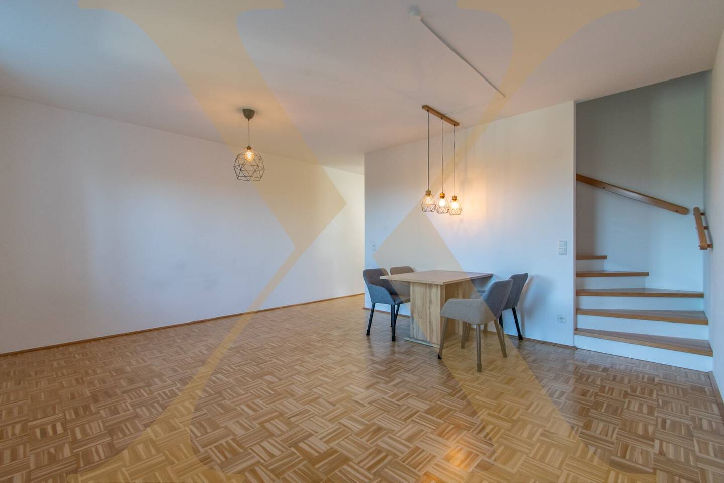 Living close to nature on Pöstlingberg - charming maisonette apartment with good infrastructure in Linz for rent