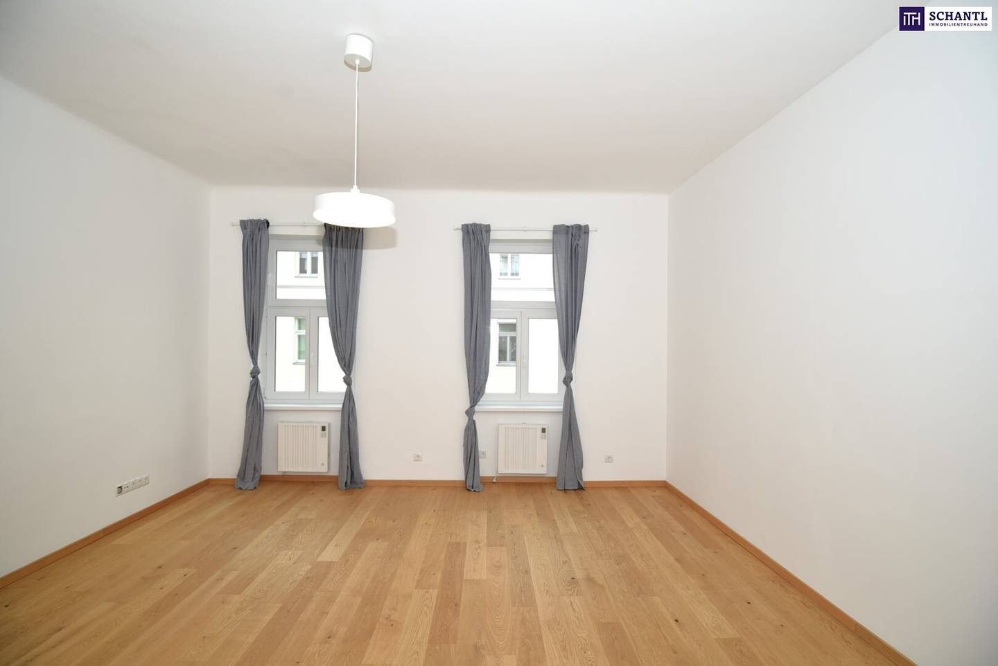 The perfect starter apartment near Reumannplatz Kitchenette included
