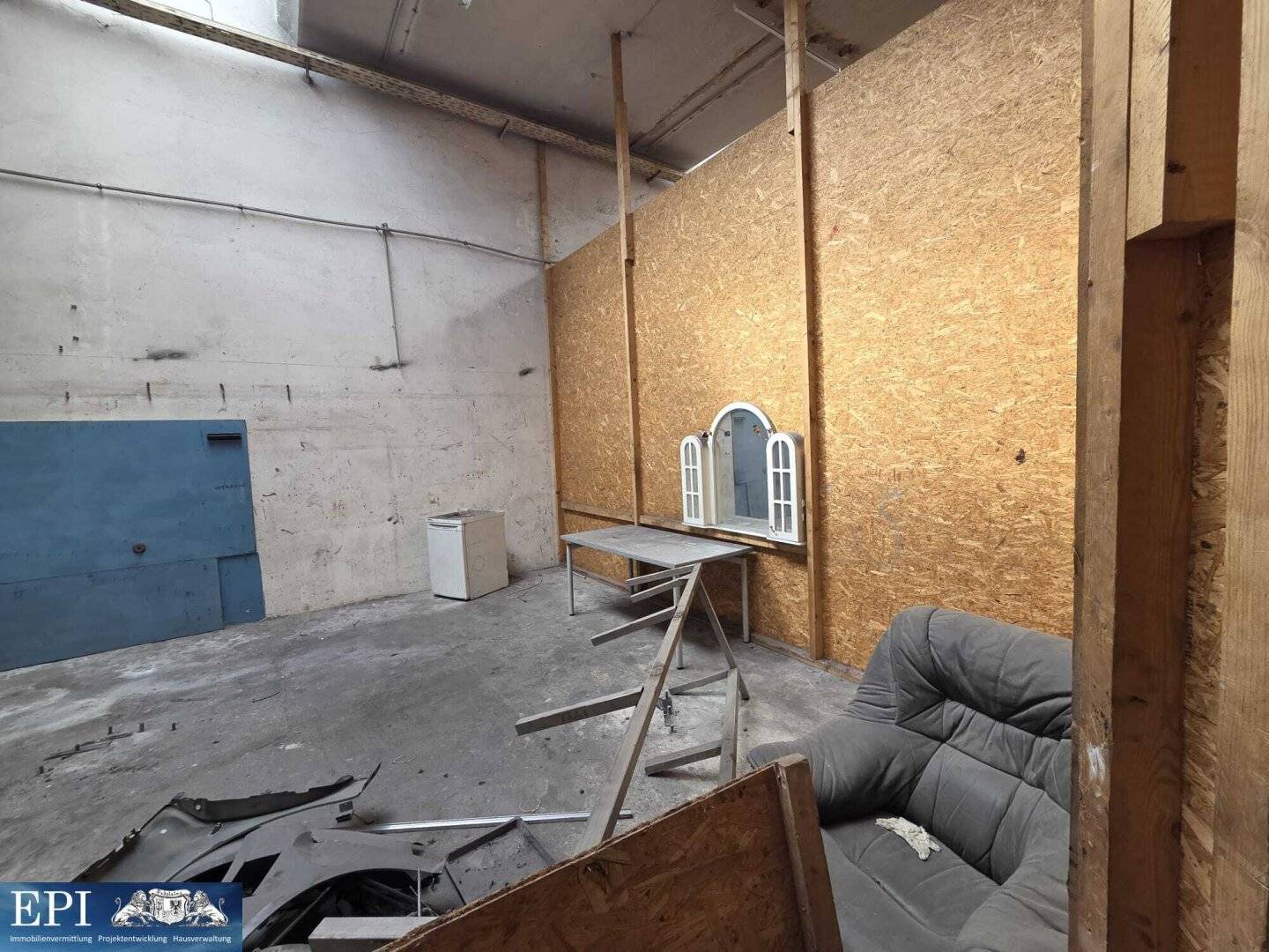 Lagerhalle mit vielseitigen Nutzungsmöglichkeiten zu vermieten