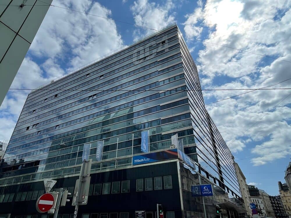 1040 Wien, Operngasse 21 außen