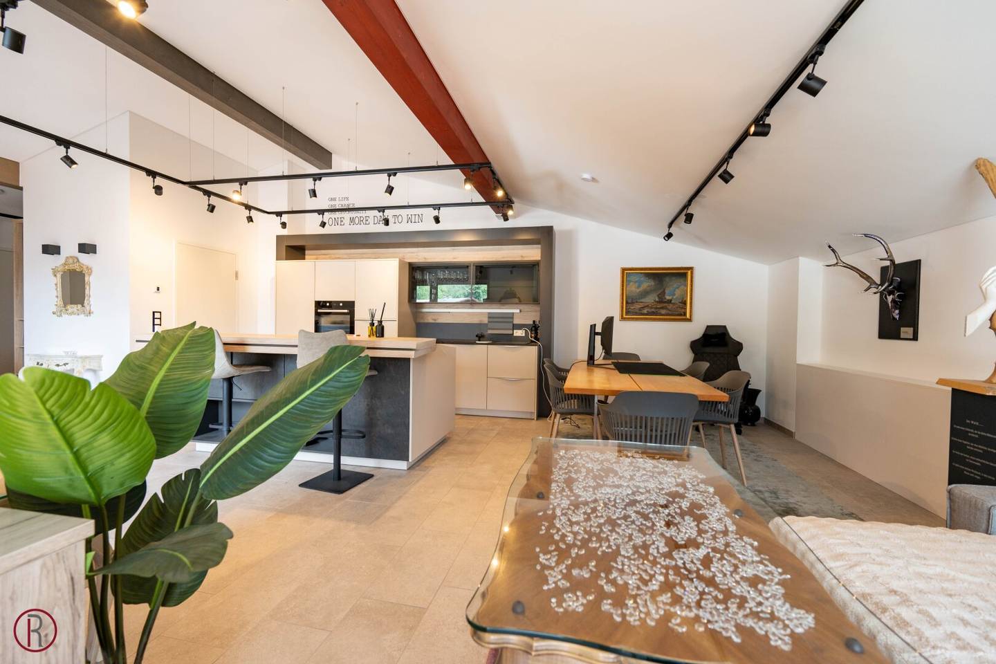 Neuwertiges und TOP-MODERNES Loft-Studio in Münster Tirol, 2 Zimmer, Terrasse, Garage