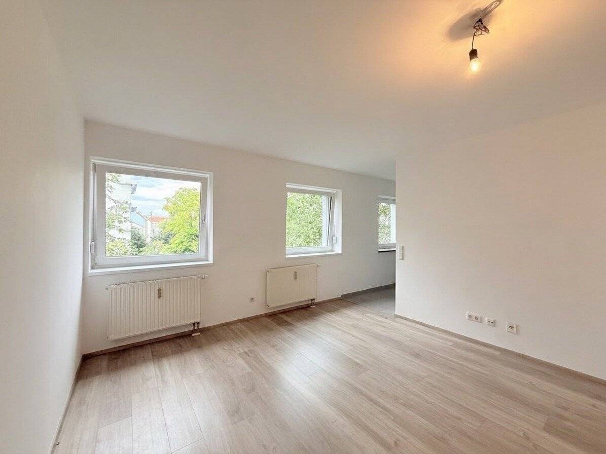 Top geschnittene 1-Zimmer-Wohnung mit tollem Bad in Hetzendorf!
