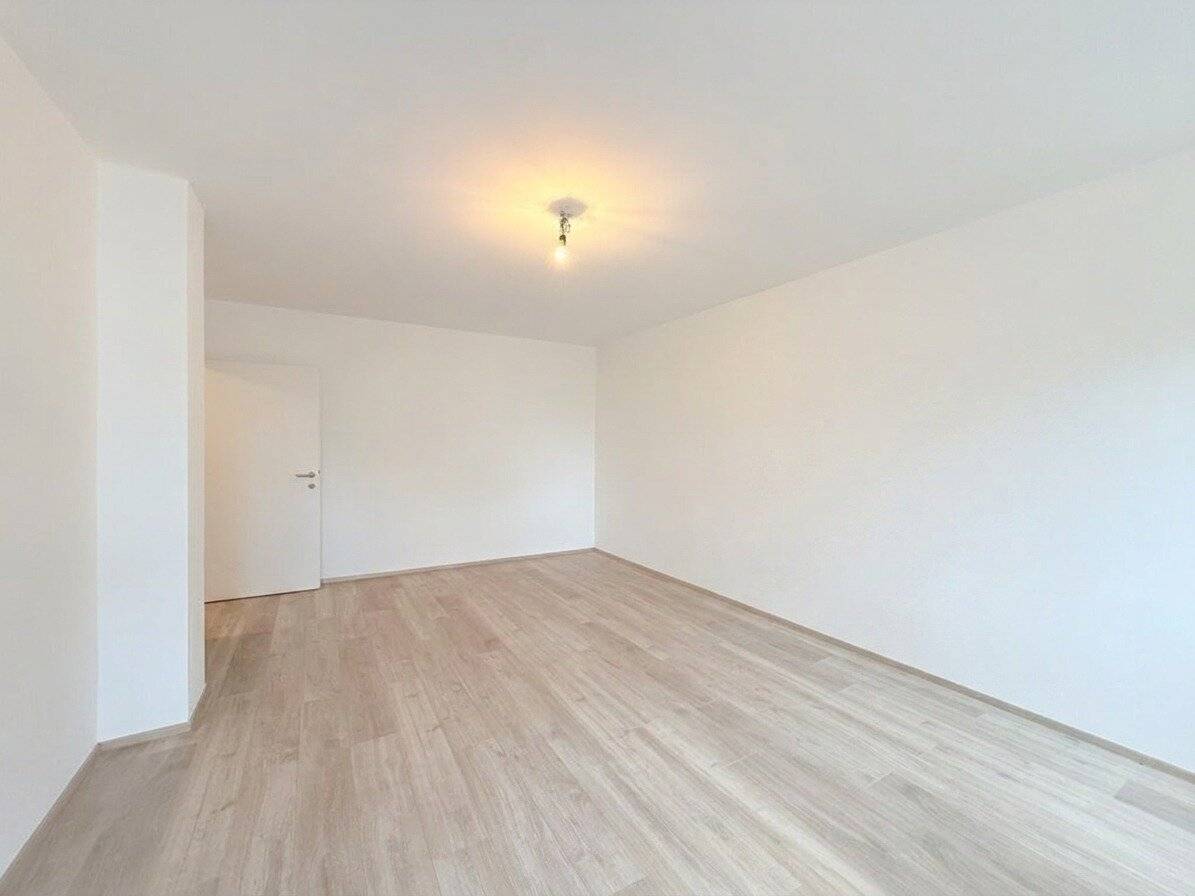 Top geschnittene 1-Zimmer-Wohnung mit tollem Bad in Hetzendorf!