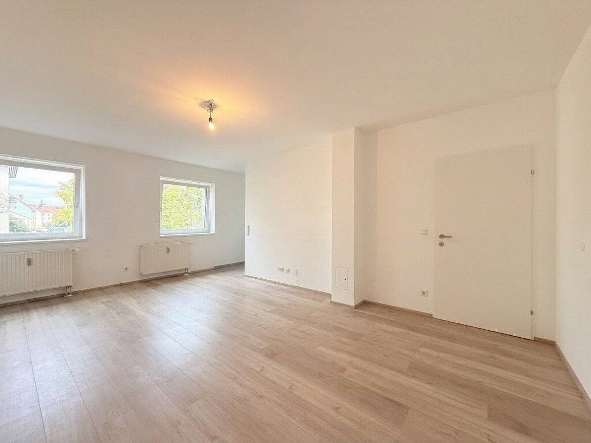 Top geschnittene 1-Zimmer-Wohnung mit tollem Bad in Hetzendorf!