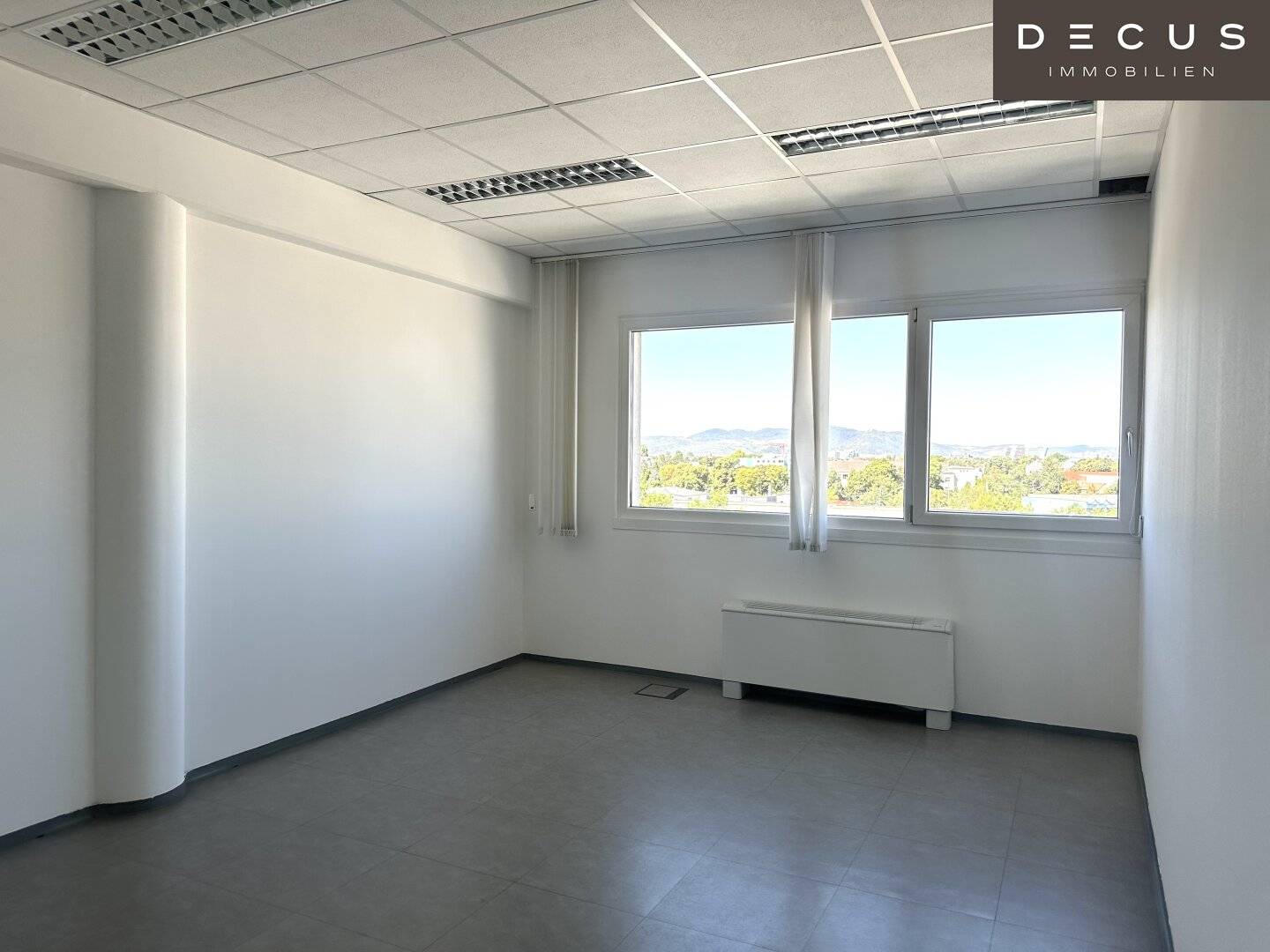 Modern office | Cooled | Fiber connection | Near Lieblgasse