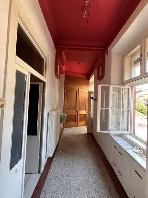 Großzügiger Altbau mit Hofbalkon - Erstbezug nach Sanierung