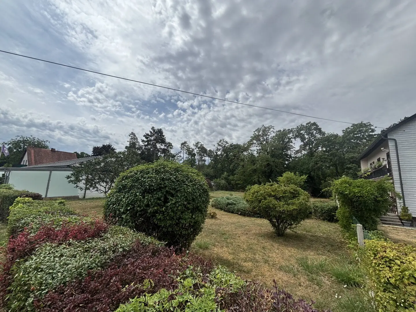 Large building plot 1230m² in Marchtrenk, prime location, your dream plot awaits