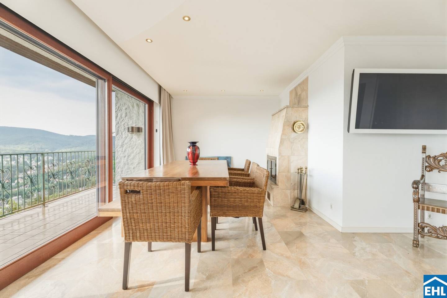 Einfamilienhaus mit unverbaubarem Panoramablick am Satzberg