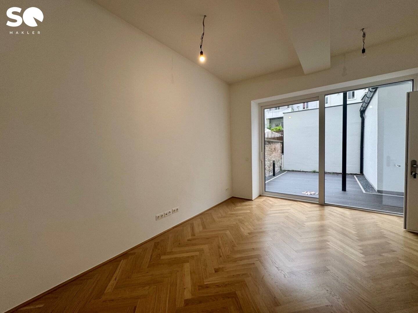 #SQ - FIRST OCCUPANCY: 2-ROOM OLD BUILDING APARTMENT WITH TERRACE AND GARDEN IN QUIET LOCATION