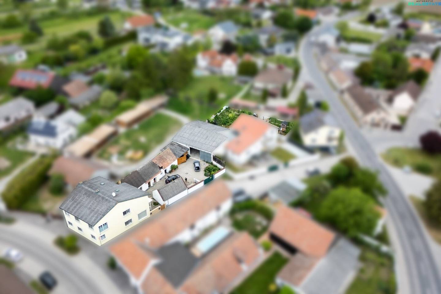 2 Wohnheiten und ein rießiger Stadl